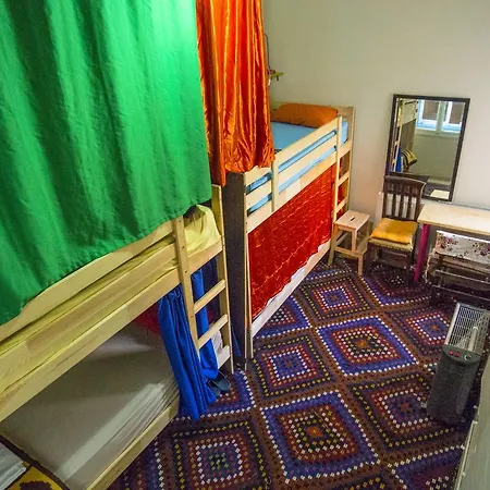 شاتيهوم بيت شباب *