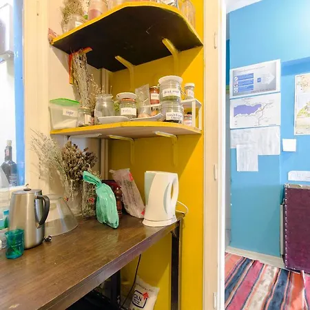 بيت شباب شاتيهوم