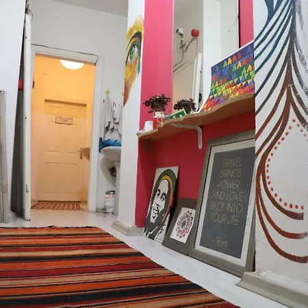 Auberge de jeunesse Shantihome *